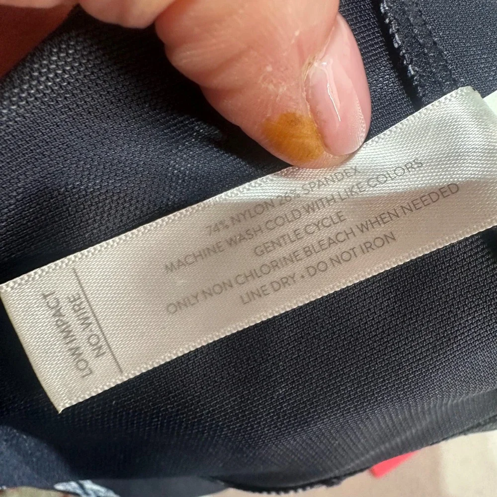 NWT Lane Bryant LIVI Active Sports Bra‎  18/20 Navy Star Print Strappy Celestial